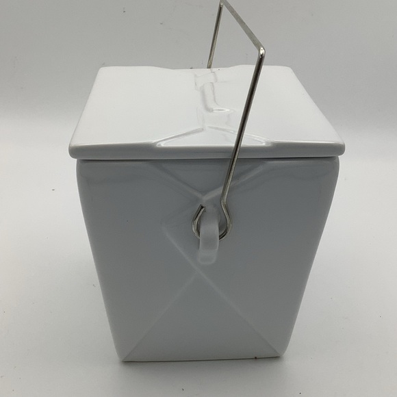 Pottery Barn Ceramic Chinese Take Out Box with Metal Handle - Picture 6 of 14